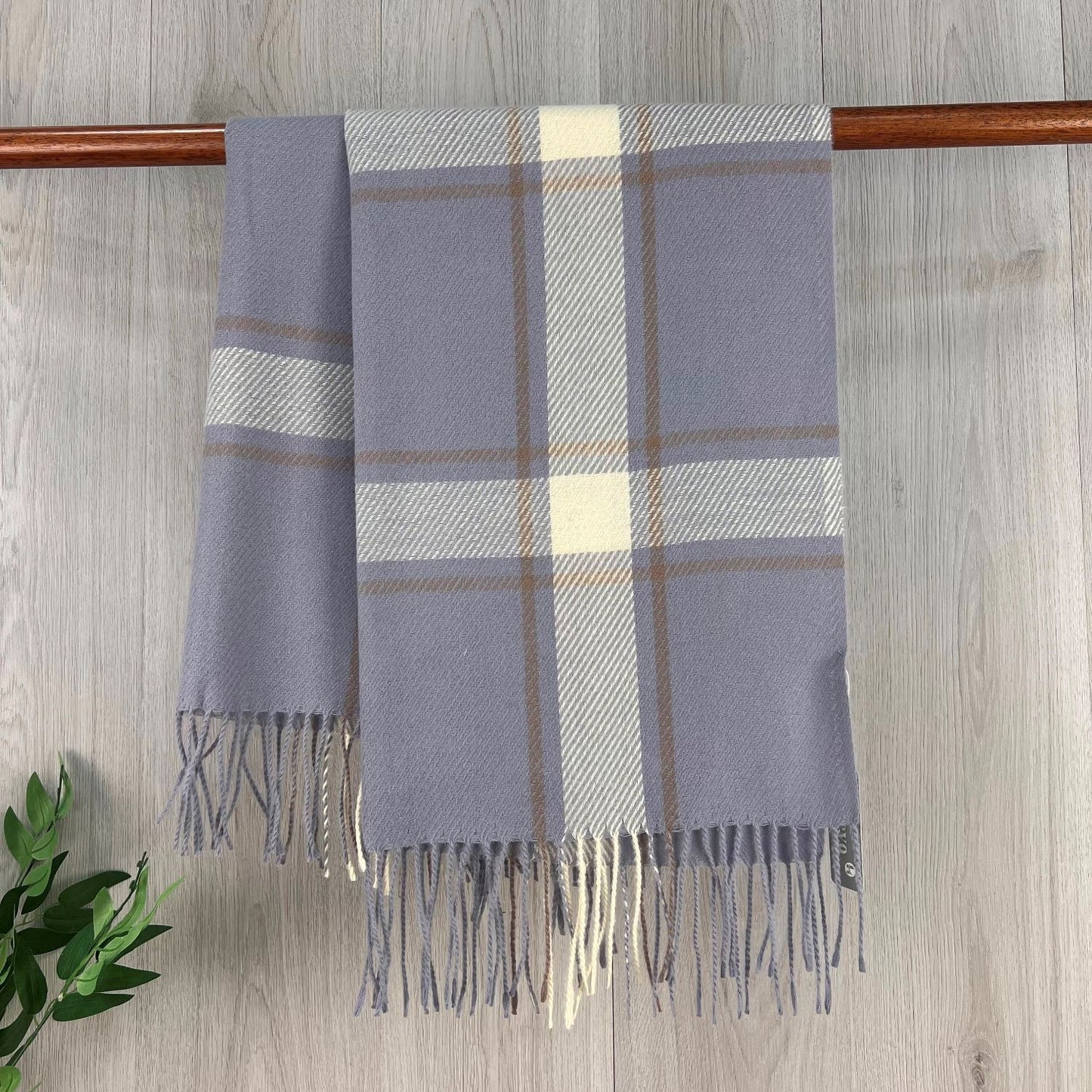 Ladies Grey Line Patterned Scarf