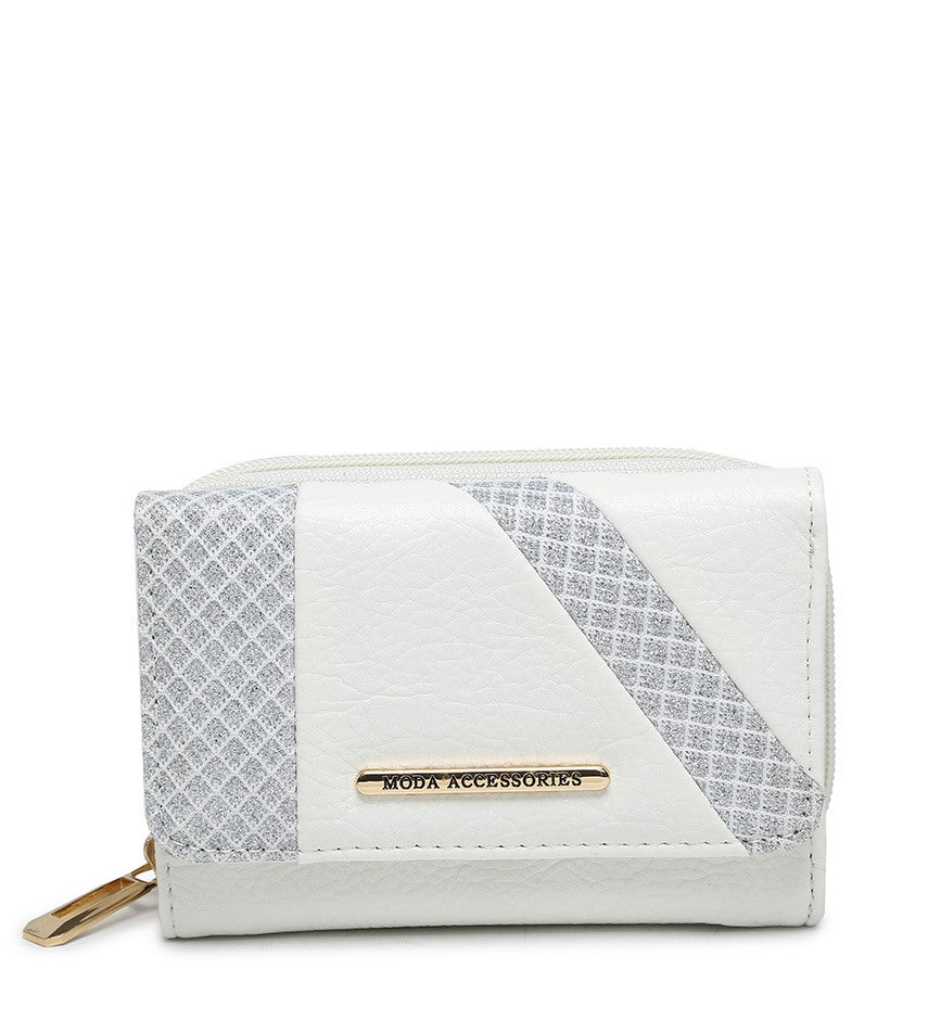 Small White Ladies Moda Purse
