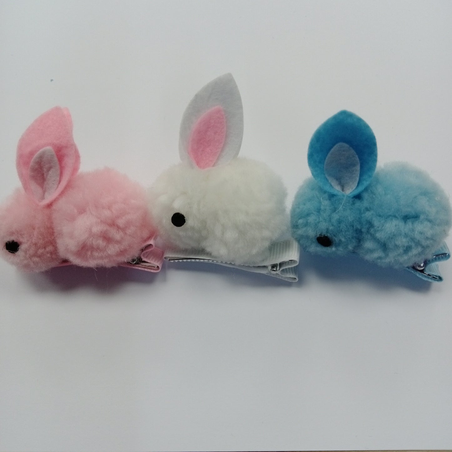Pom Pom Bunny Beak Clip