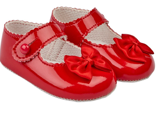 Baby girls red soft sole shoe with bow detail