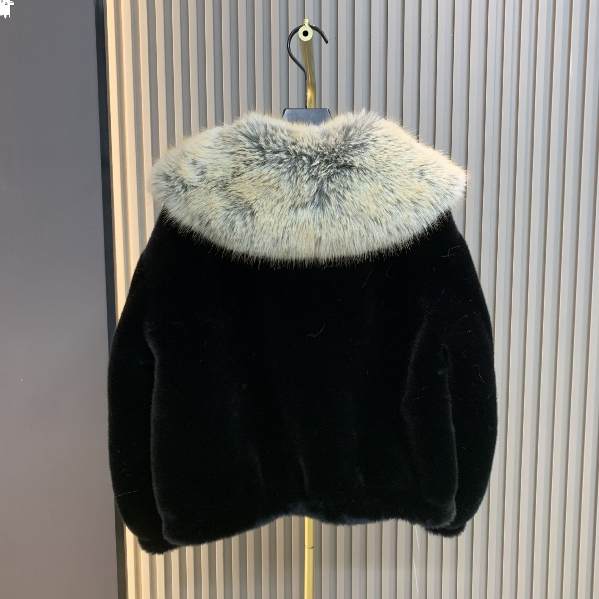Verona Faux Fur Jacket in Black