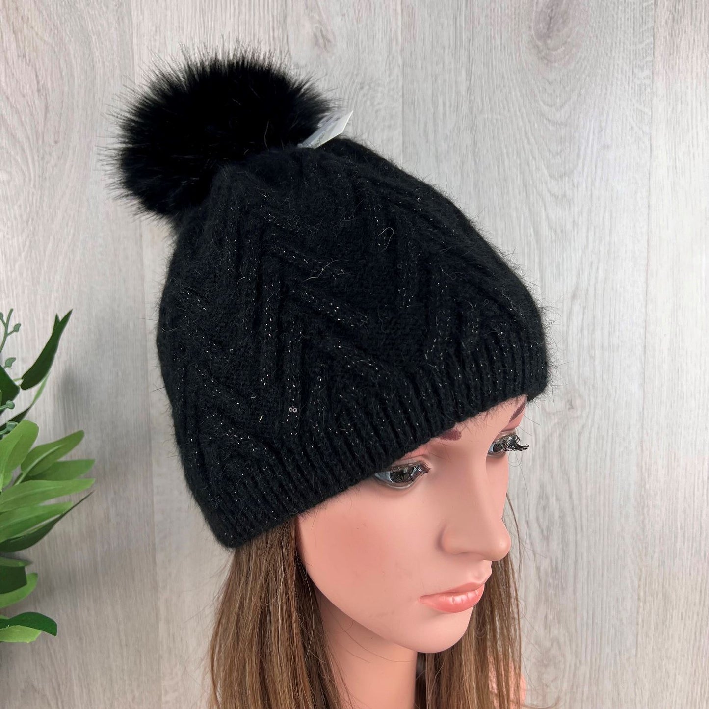 Black Pom-Pom Knitted Neutral Hat With Glitter Fleck