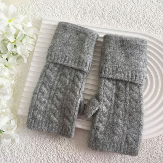 Fingerless Knitted Gloves g3024