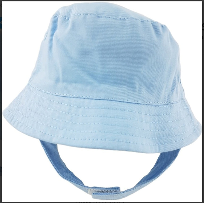 Baby Plain sky bucket hat with chin strap