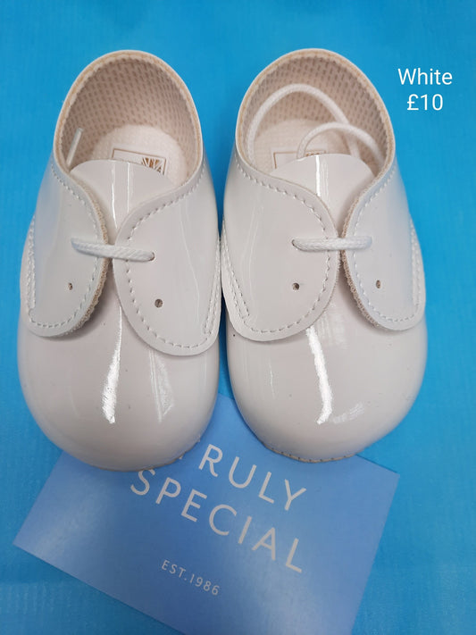 B101 Christening lace up shoe