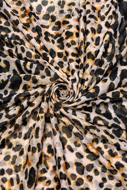 Leopard Print Frayed Scarf in Grey