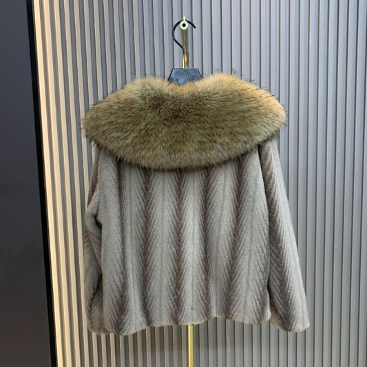 Striped Coat With Fur Collar in Brown