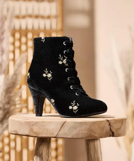 Evening Rose Velvet Boot ka354