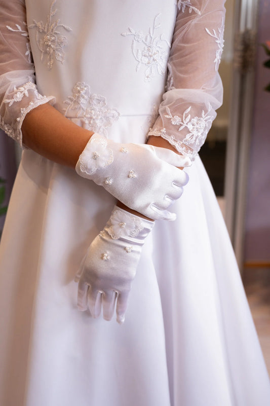 Paige Communion glove  P323