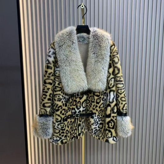 Leopard Print Coat With Collar and Cuff Fur Detailing
