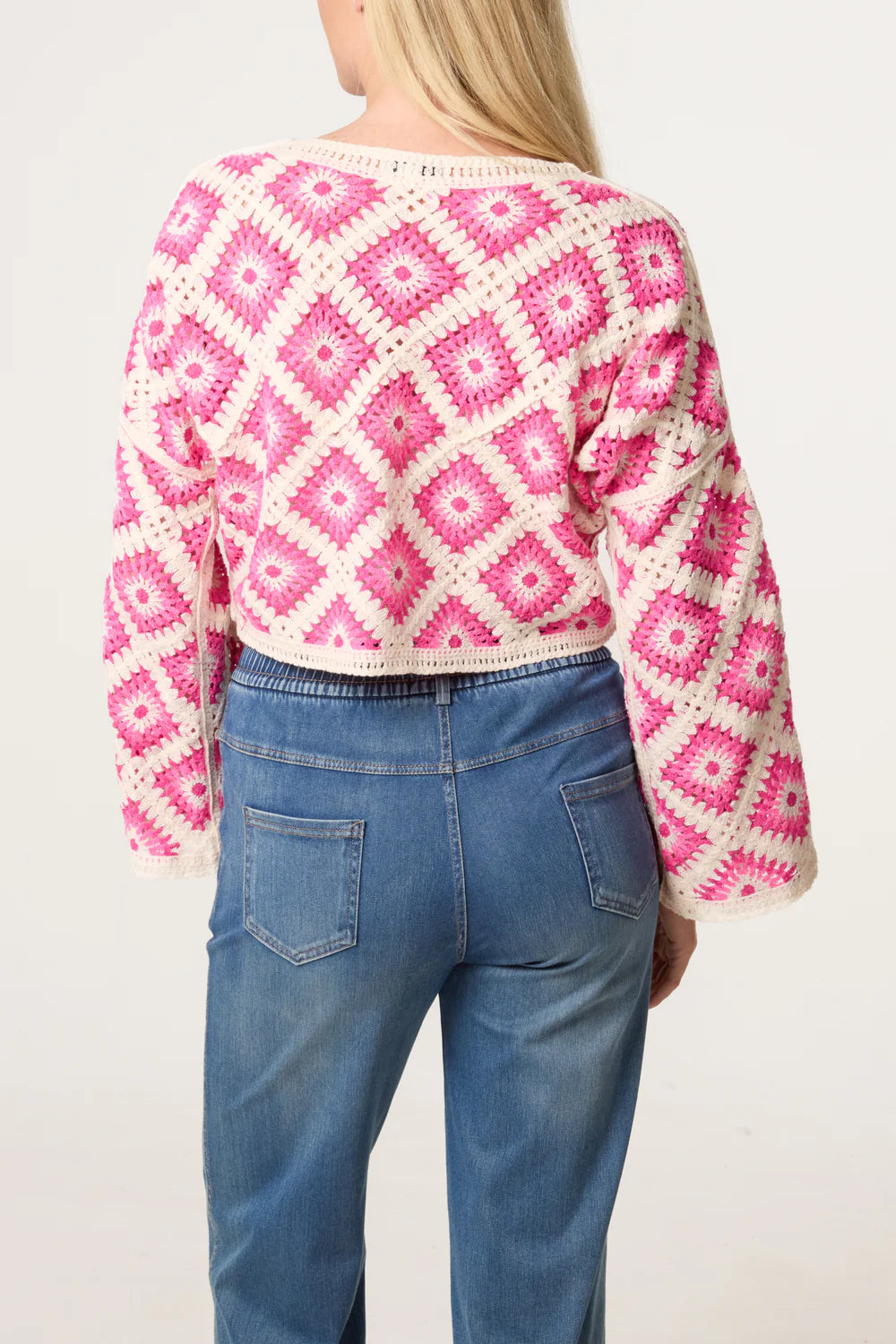Floral Pattern Crochet Cropped Top in Pink