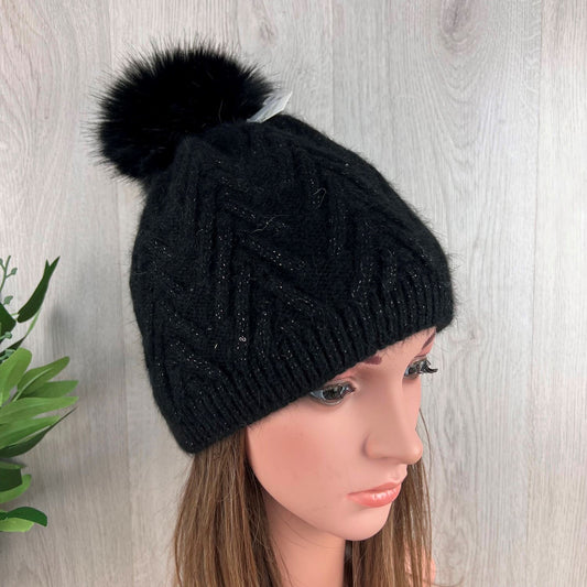 Black Pom-Pom Knitted Neutral Hat With Glitter Fleck