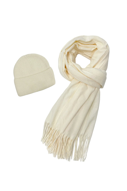 Off White Cosy Plain Tassel Scarf and Hat 7884