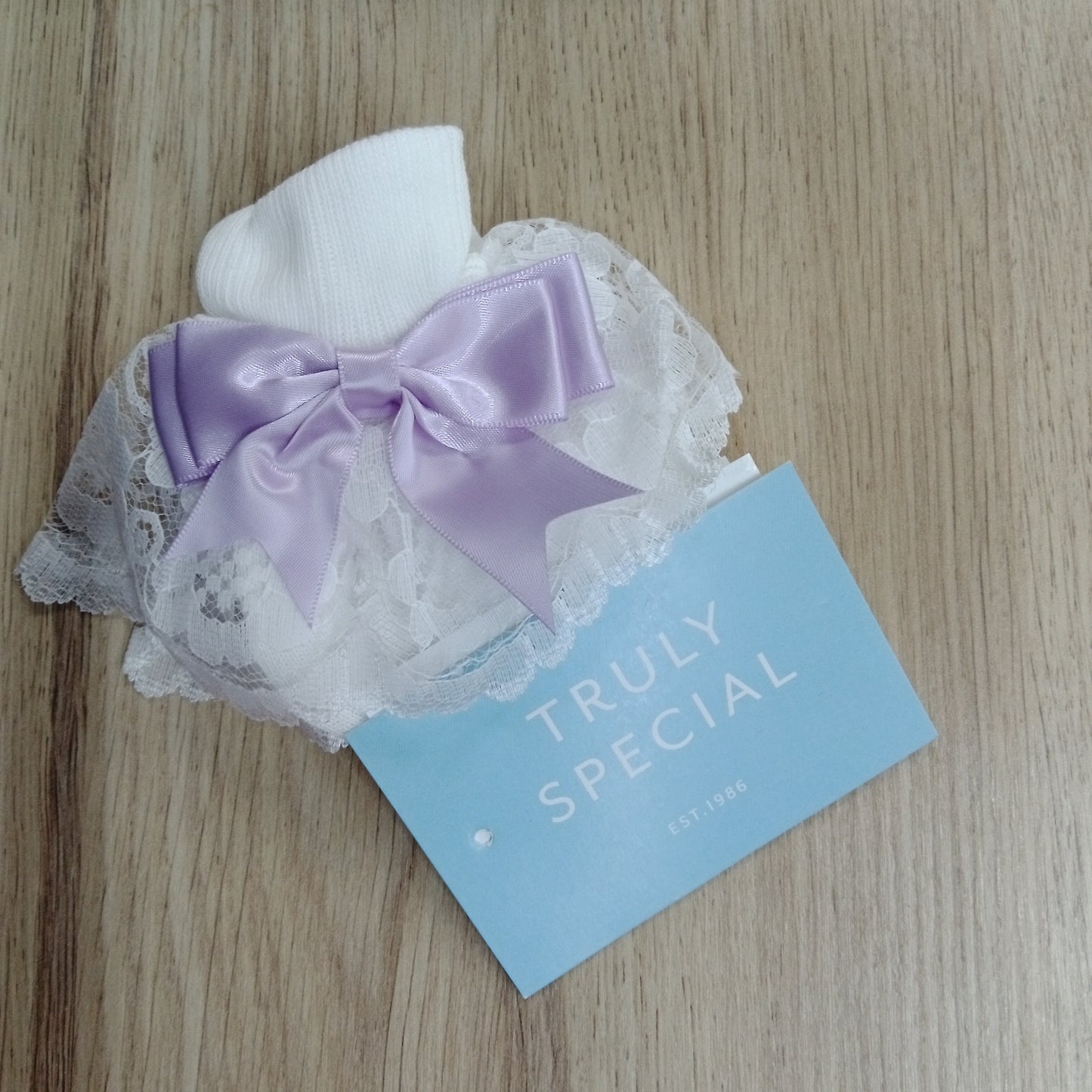 Sara Jayne White Lace Sock with Lilac Bow